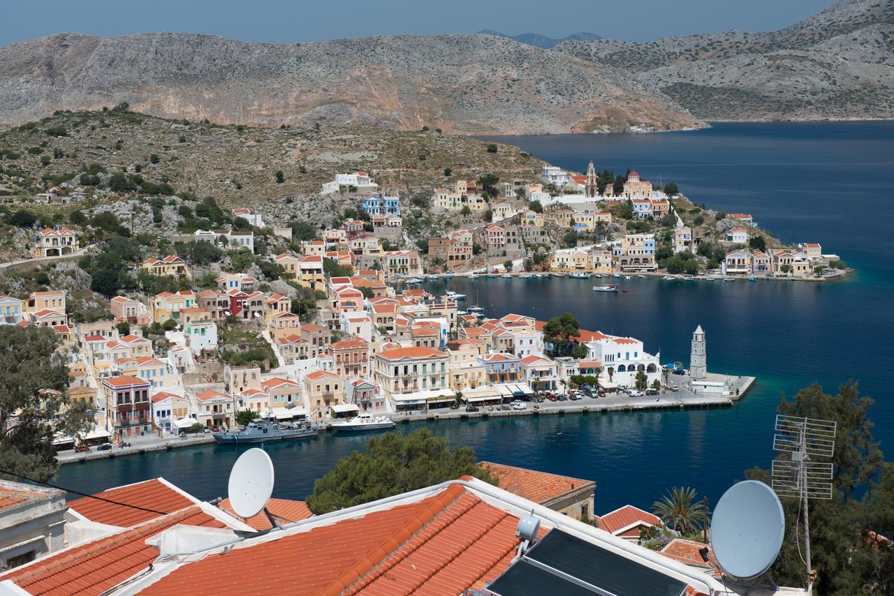 Kyklameno Studio No 2 Symi Exteriör bild